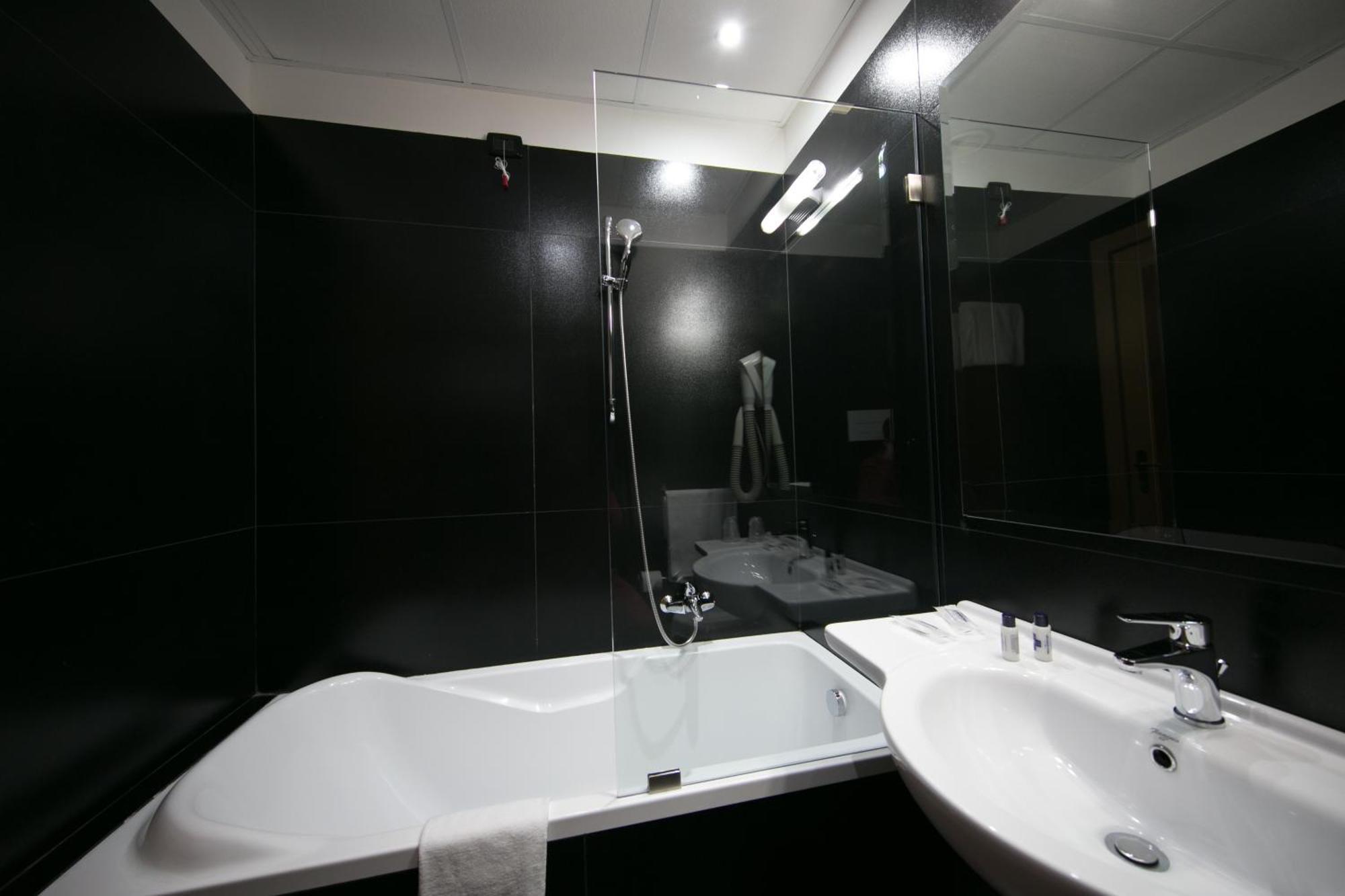 Superior Twin Room Balcony